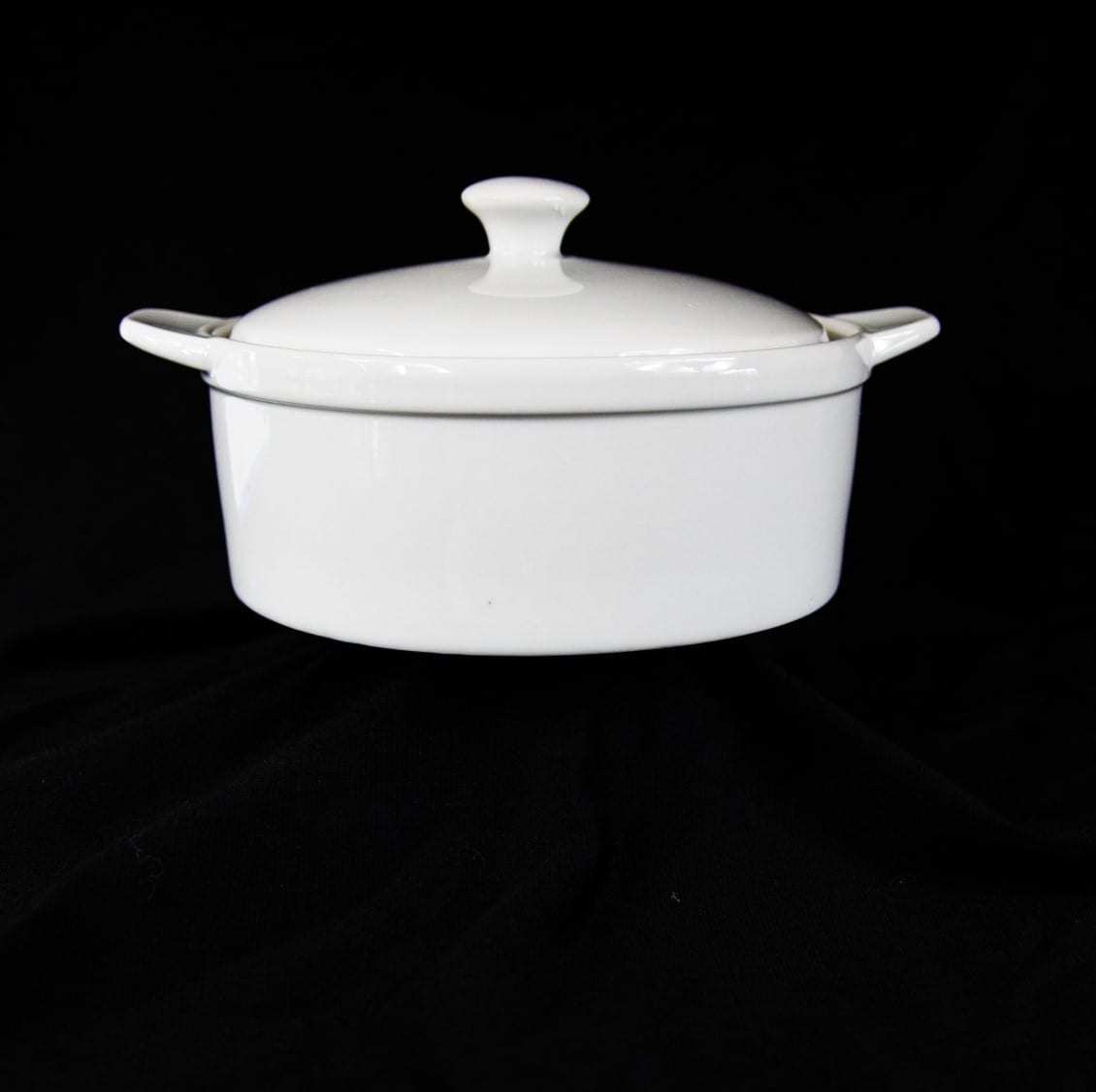 Round Baker with Cover